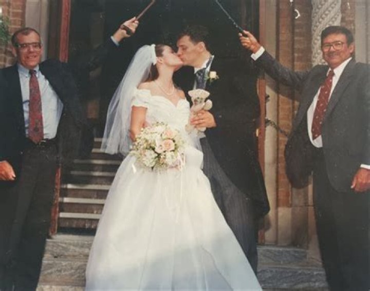 Seth Gold's Marital Status: Unveiled
