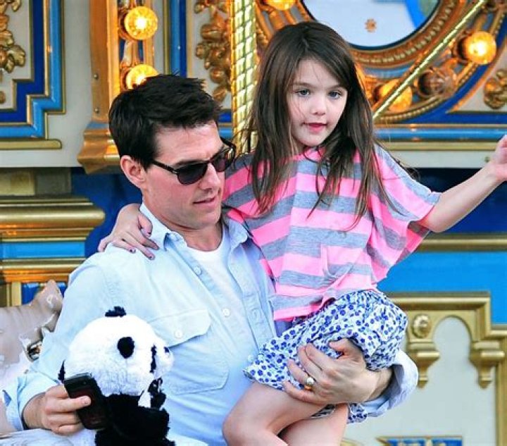 Suri Cruise (Tom Cruise Daughter) Wiki, Bio, Age, Height, Weight