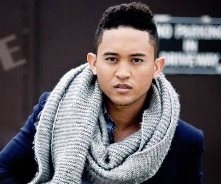 Tahj Mowry Biography Facts, Childhood Tahj Mowry, Tamera Mowry