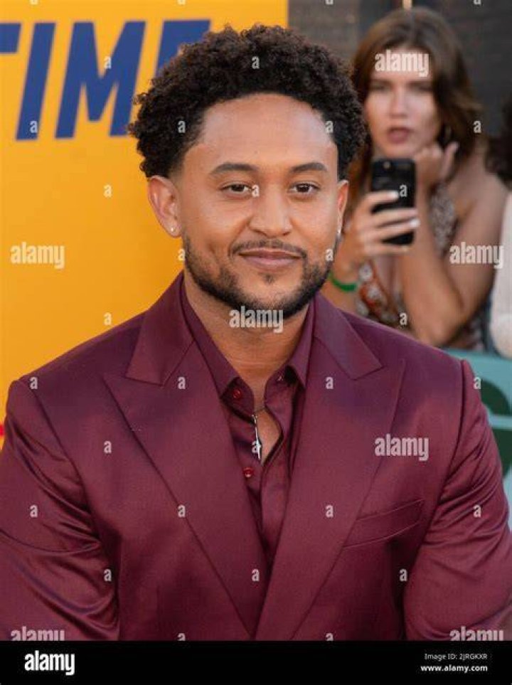 Tahj Mowry professes his ongoing love to first girlfriend, Naya Rivera