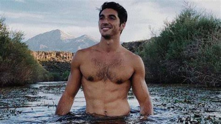Taylor Zakhar P&eacute;rez se desnuda para serie "Minx" de HBO Max Escandala