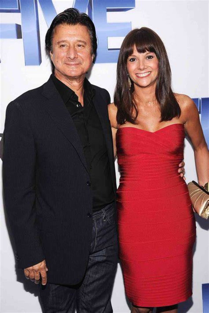 The Definitive Answer: Did The Legendary Steve Perry Ever Find Love?