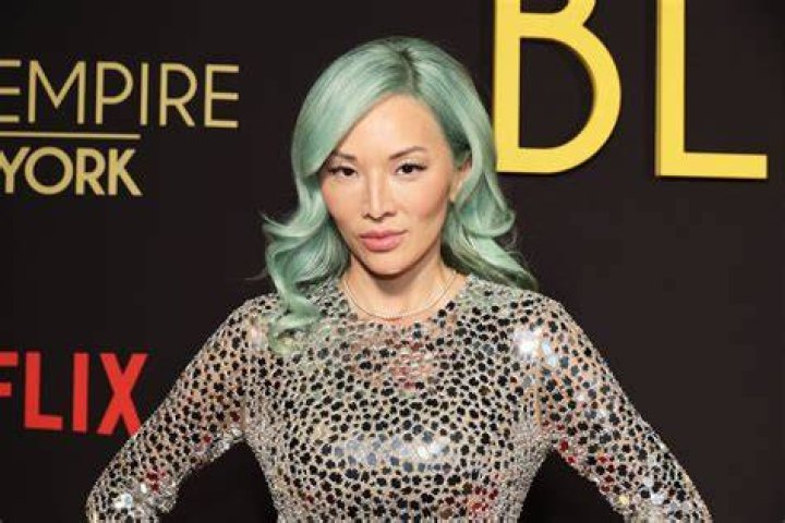 The Lavish Life Of Tina Leung In "Bling Empire"