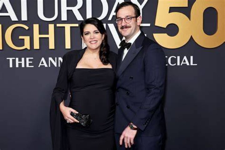 The Ultimate Guide To Cecily Strong's Marital Status And Partner
