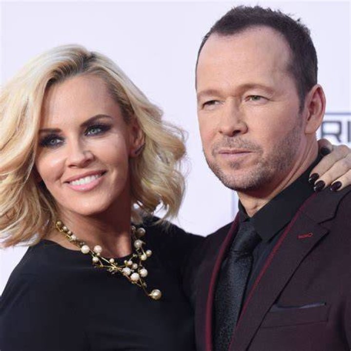 The Ultimate Guide To Donnie Wahlberg's Divorce