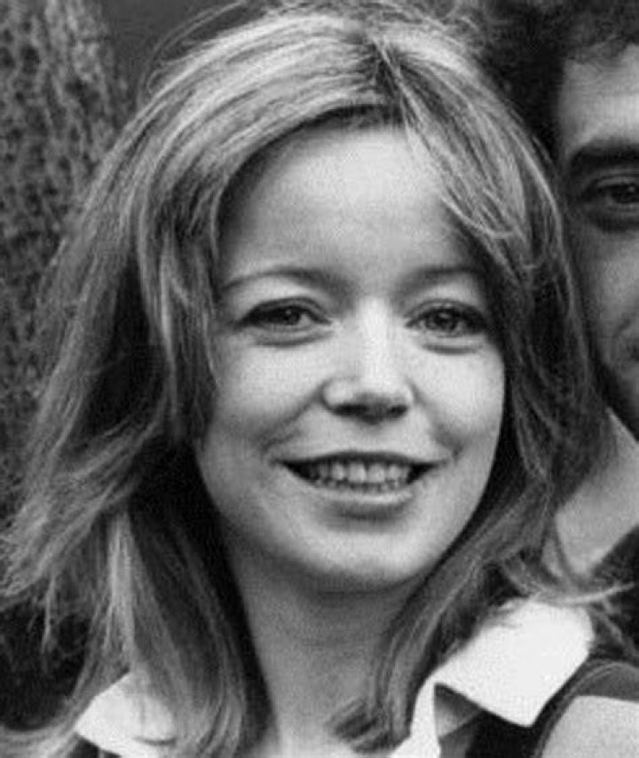 The Versatile Rowena Miller: An Actress To Watch