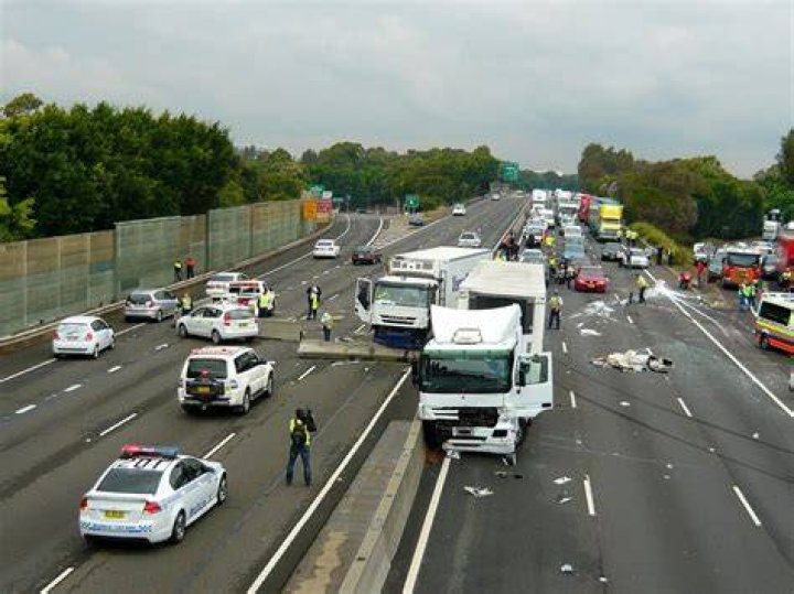 Tragic Death: Fatal Highway Accident Claims Life