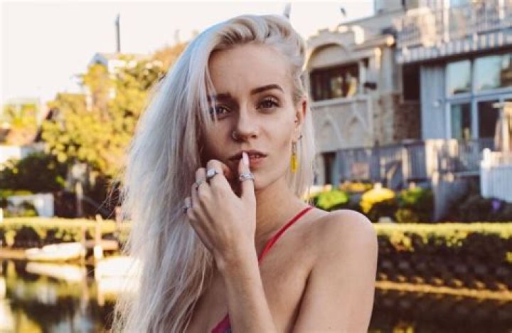 Unveiling Kay Smythe's Height, Weight, Net Worth, And Age