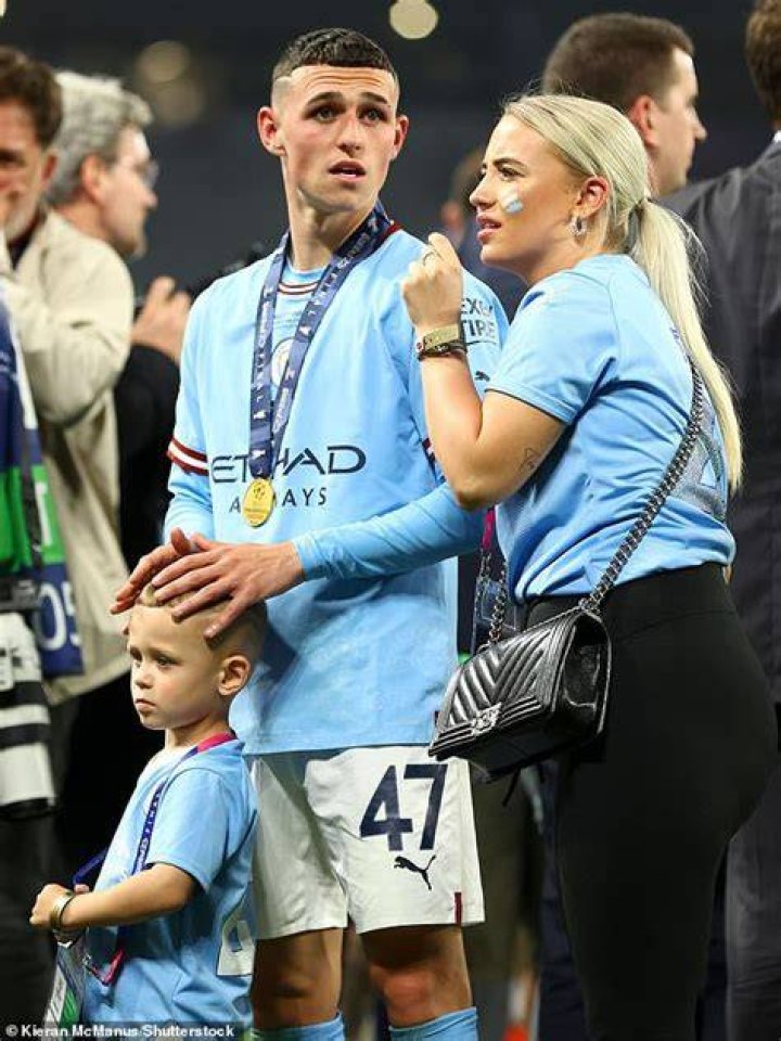 Unveiling The Secrets: Ronnie Foden's Girlfriend Revealed