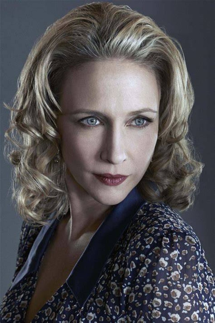 Vera Farmiga Profile Images — The Movie Database (TMDB)