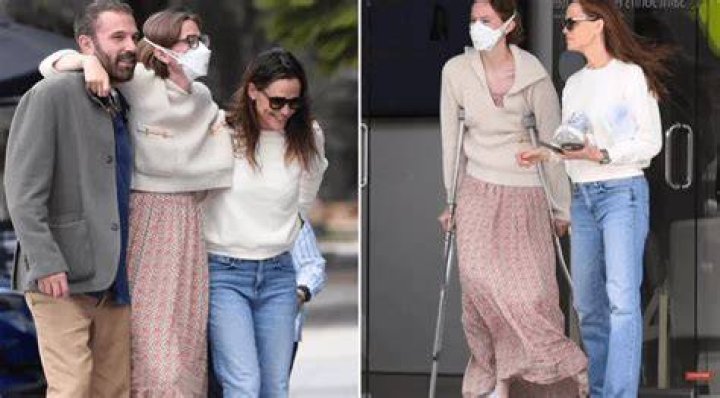 Violet Affleck Is Almost As Tall As Dad Ben Affleck See Photos