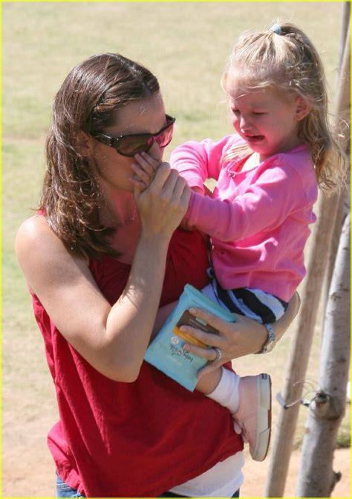 Violet Affleck Turns the Frown UpsideDown! Photo 1442311 Photos