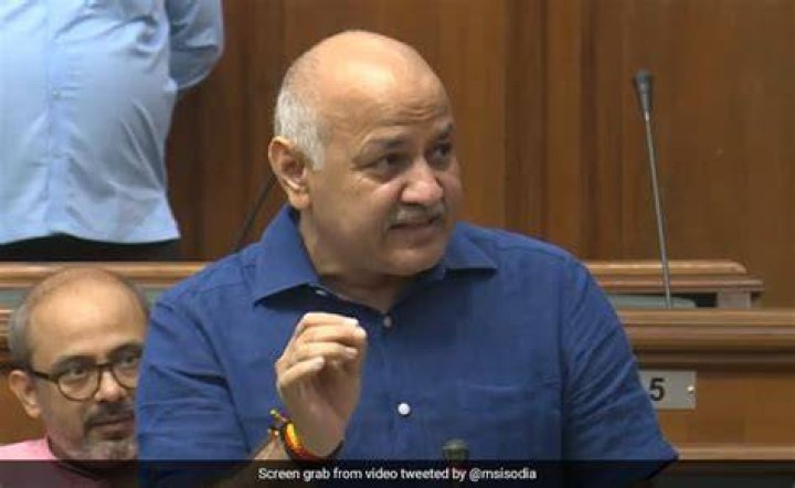 Who Is Manish Sisodia Second Wife? Family And Net Worth