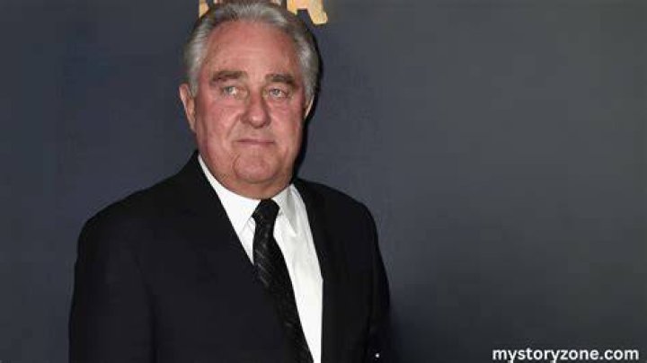 William Alvin Pitt Who Is The Father Of Brad Pitt? Dicy Trends